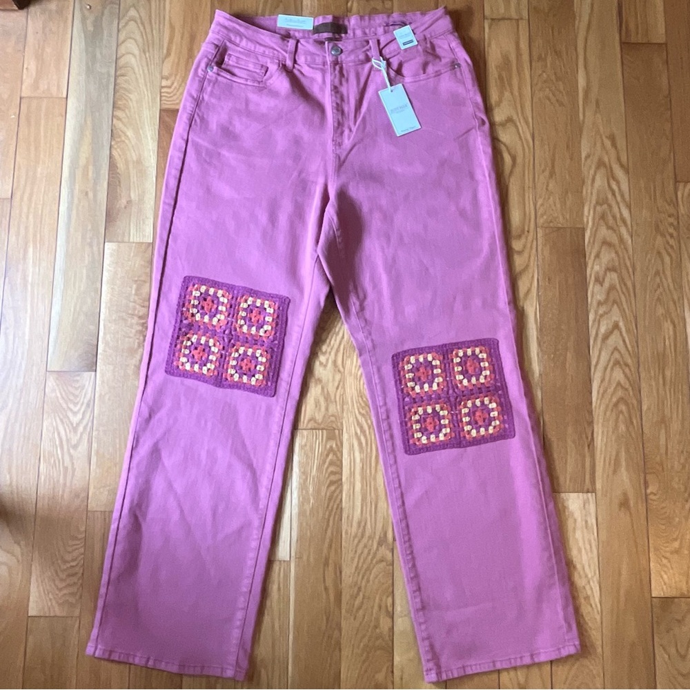 Judy Blue High Rise Dusty Pink Crochet Patch Wide Leg Jeans NWT CC - Picture 2 of 12